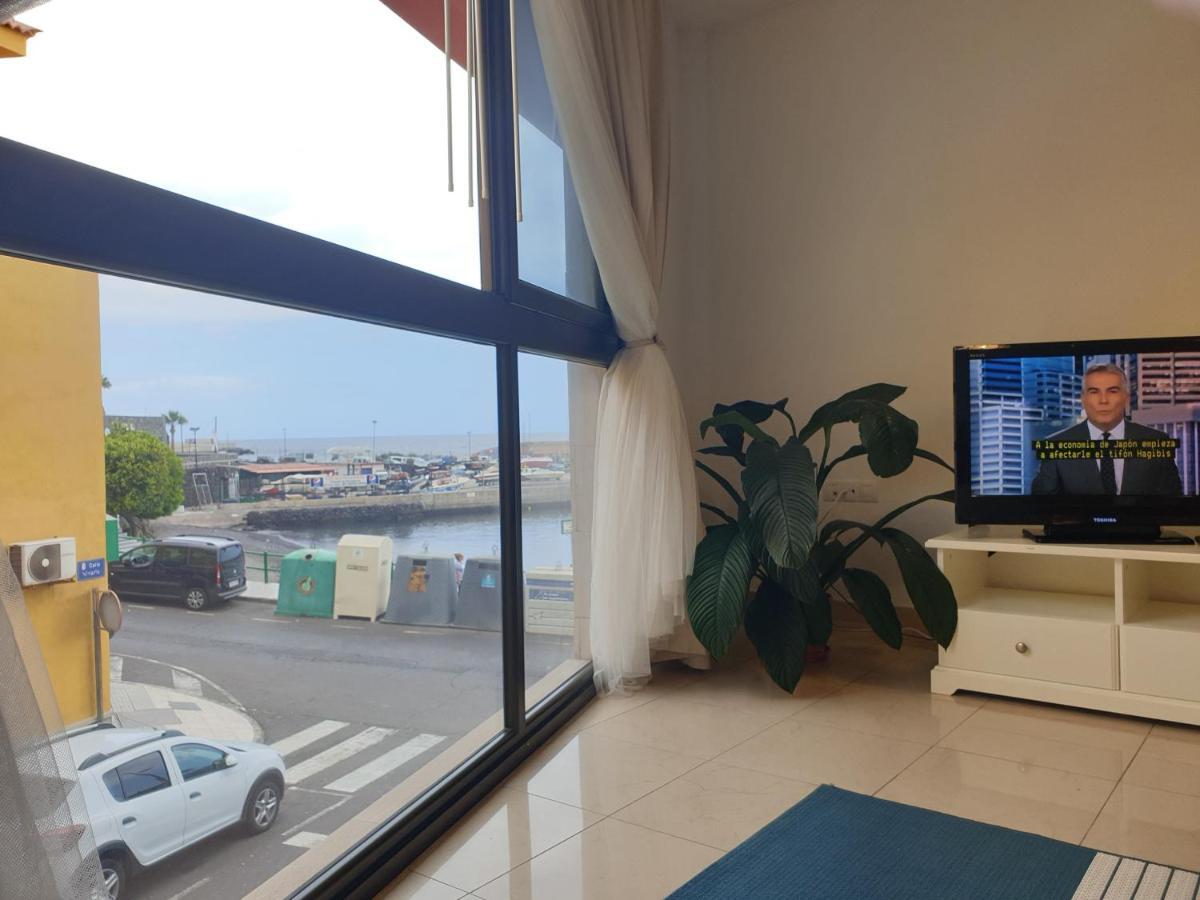 Apartamento Frente Al Puerto De Candelaria A 20 Metros De La Playa. Exterior photo