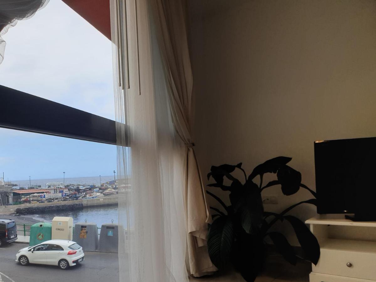 Apartamento Frente Al Puerto De Candelaria A 20 Metros De La Playa. Exterior photo